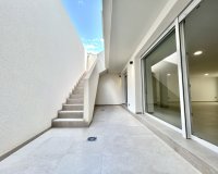 Resale - Villa -
La Finca Golf Resort - Inland