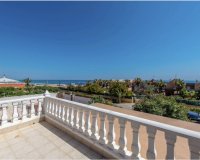 Resale - Villa -
La Mata - Costa Blanca