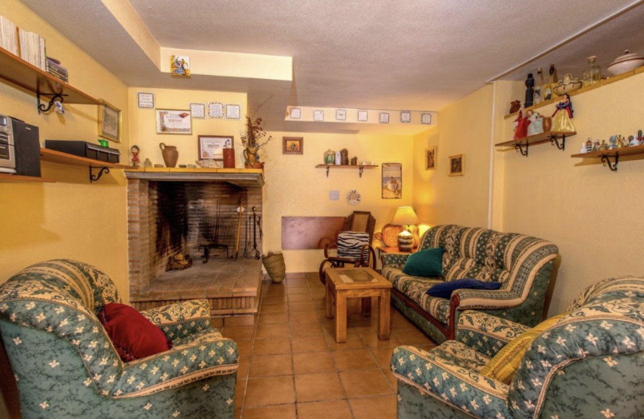 Resale - Villa -
La Mata - Costa Blanca