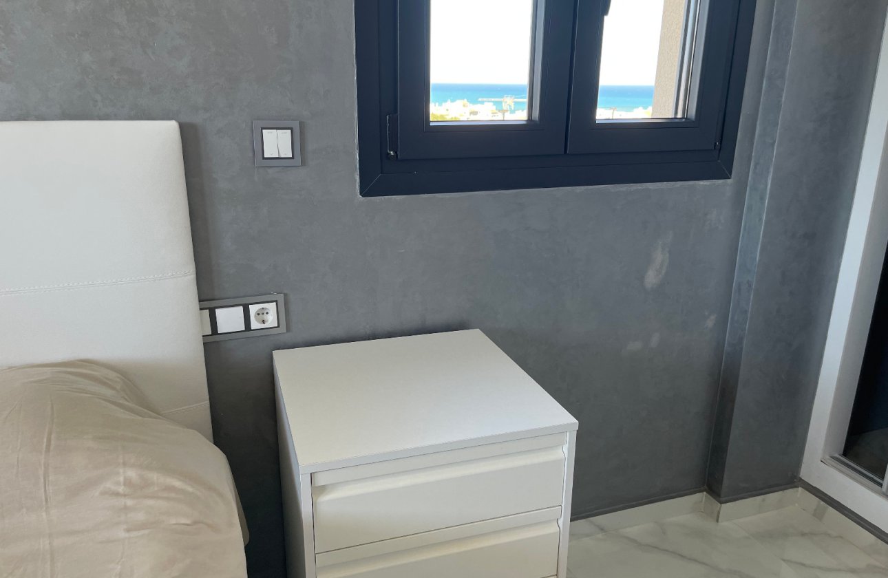 Resale - Villa -
La Mata - Costa Blanca