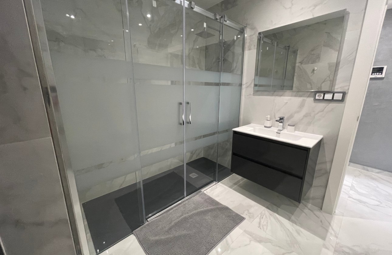 Resale - Villa -
La Mata - Costa Blanca