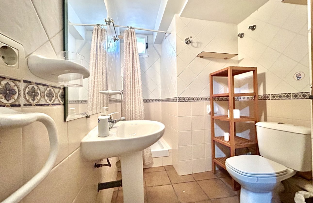 Resale - Villa -
La Mata - Costa Blanca