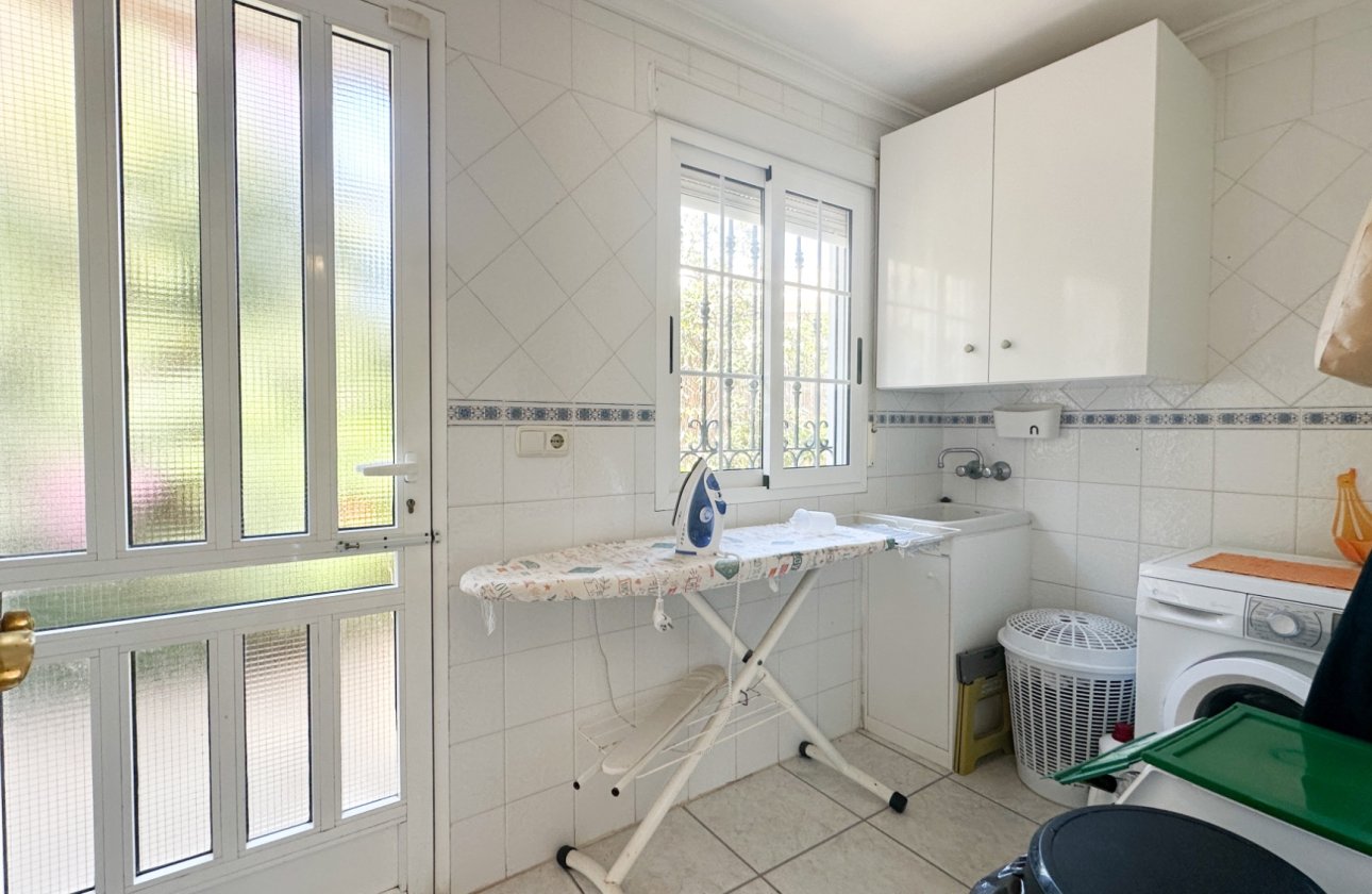 Resale - Villa -
La Mata - Costa Blanca