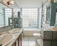 Resale - Villa -
La Mata - Costa Blanca