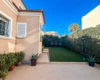 Resale - Villa -
La Mata - Costa Blanca