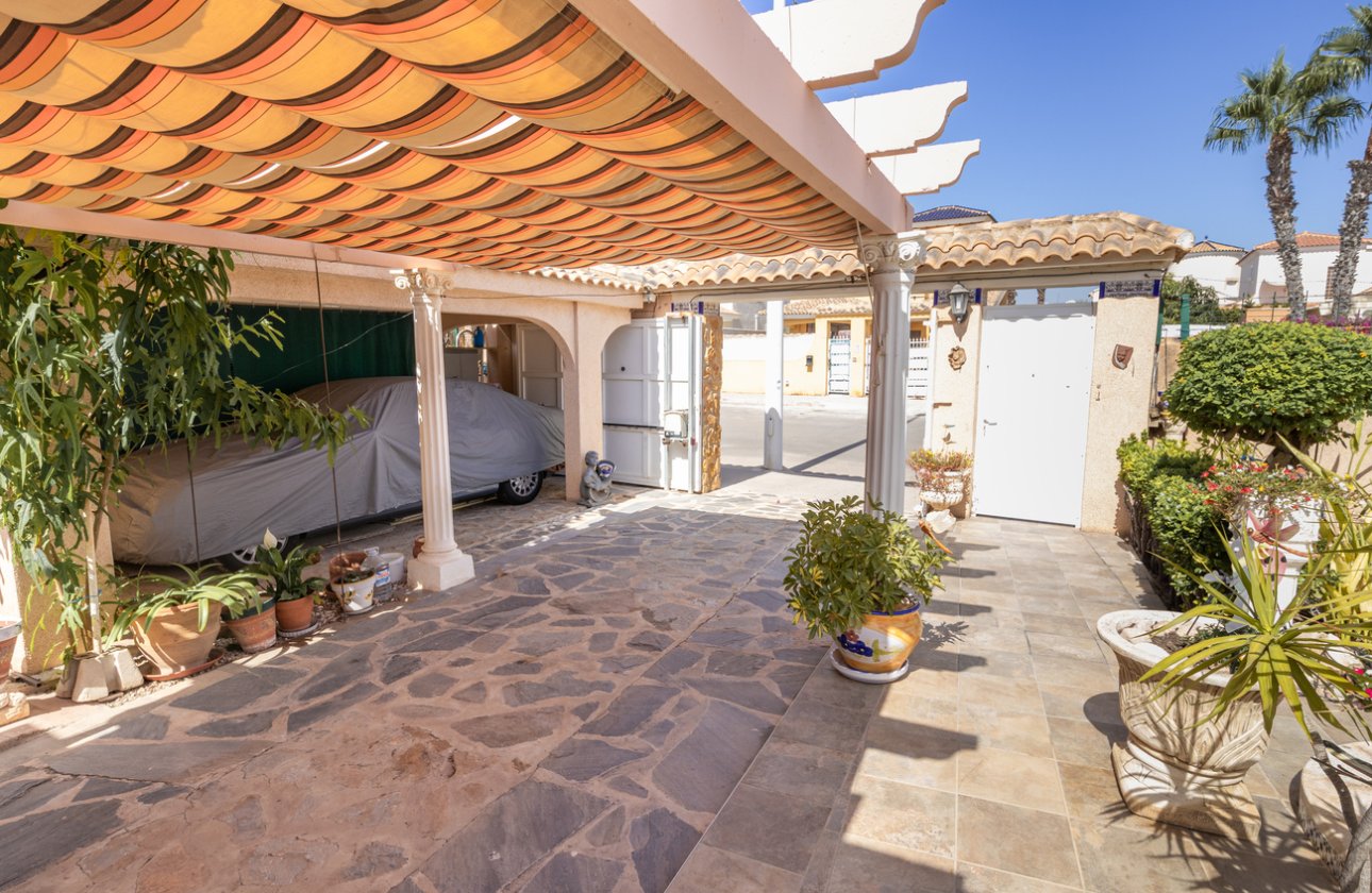 Resale - Villa -
La Regia - Costa Blanca