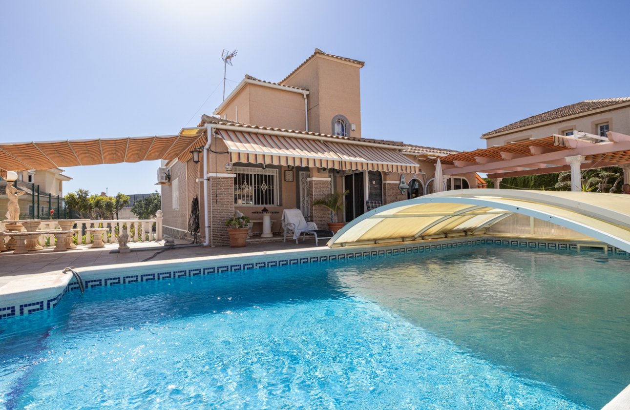 Resale - Villa -
La Regia - Costa Blanca