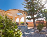 Resale - Villa -
La Siesta - Costa Blanca