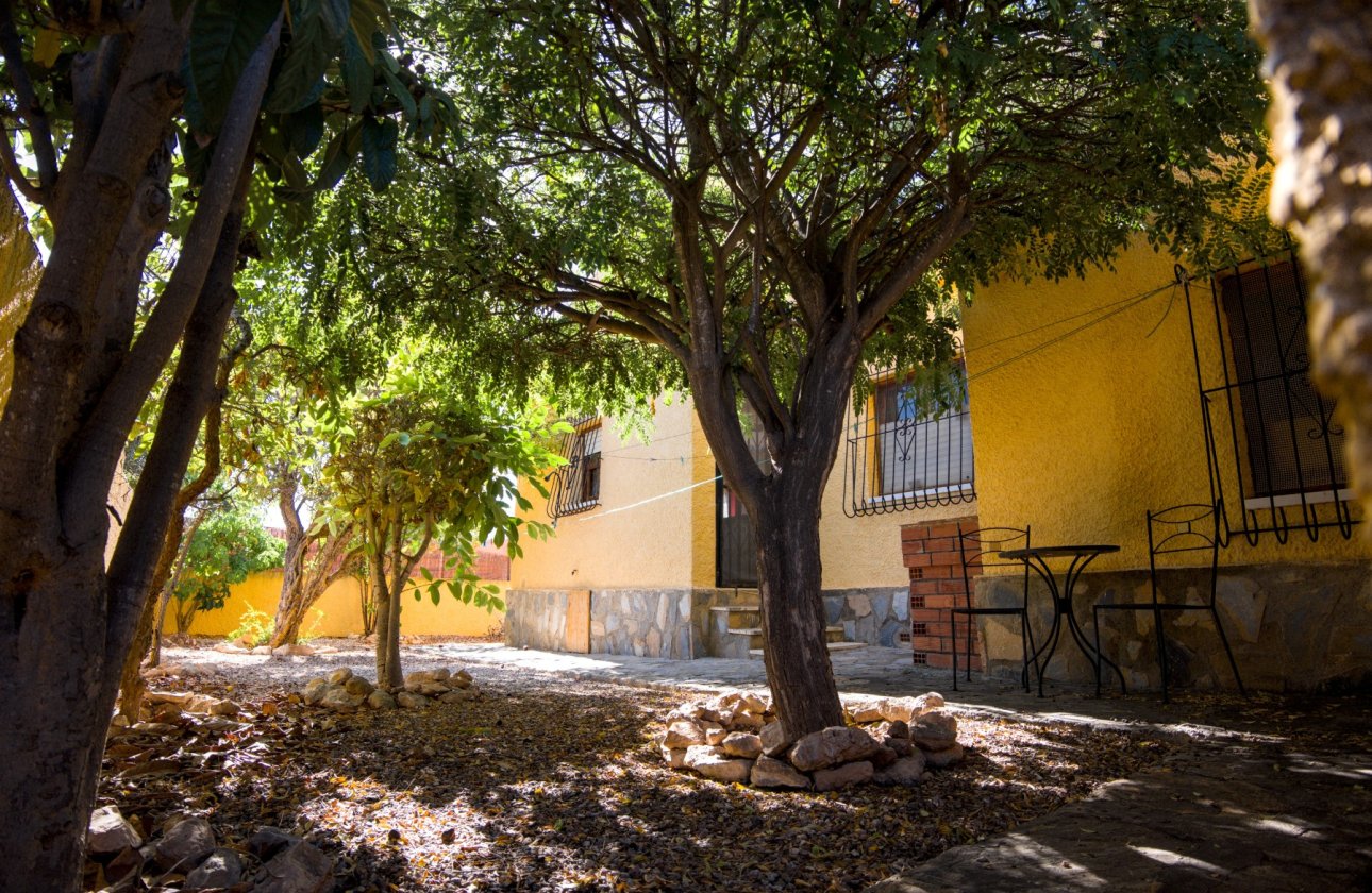 Resale - Villa -
La Siesta - Costa Blanca