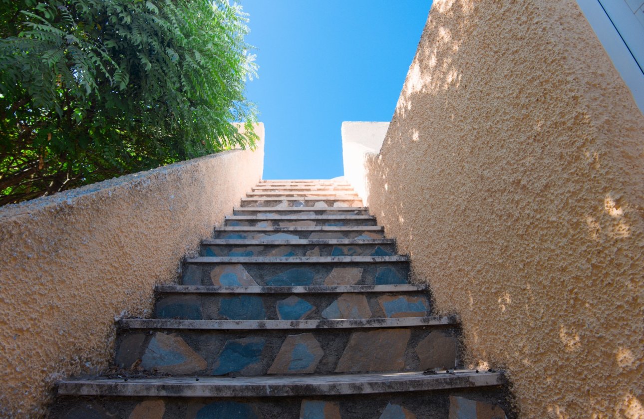 Resale - Villa -
La Siesta - Costa Blanca