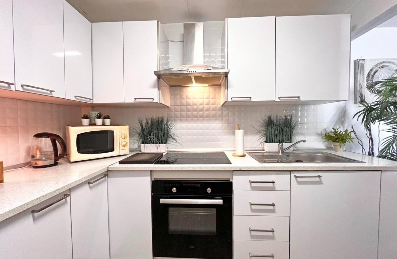 Resale - Villa -
La Zenia - Costa Blanca