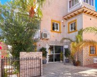 Resale - Villa -
La Zenia - Costa Blanca