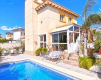 Resale - Villa -
La Zenia - Costa Blanca