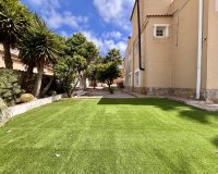 Resale - Villa -
La Zenia - Costa Blanca