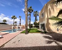 Resale - Villa -
La Zenia - Costa Blanca