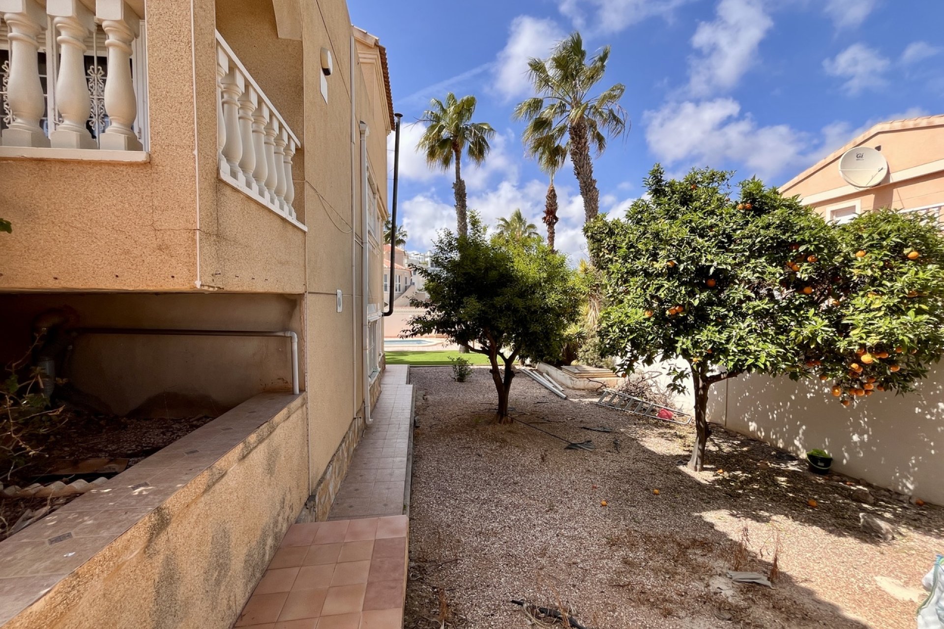 Resale - Villa -
La Zenia - Costa Blanca