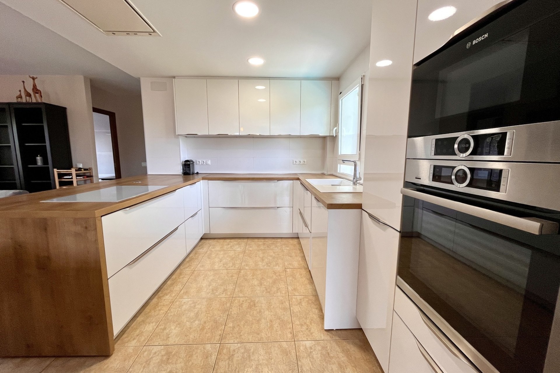 Resale - Villa -
La Zenia - Costa Blanca