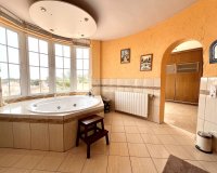 Resale - Villa -
La Zenia - Costa Blanca