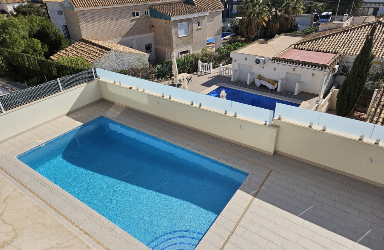 Resale - Villa -
La Zenia - Costa Blanca