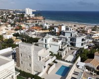 Resale - Villa -
La Zenia - Costa Blanca