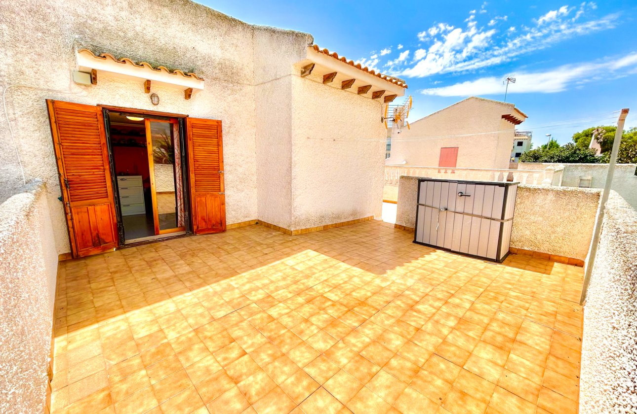 Resale - Villa -
La Zenia - Costa Blanca