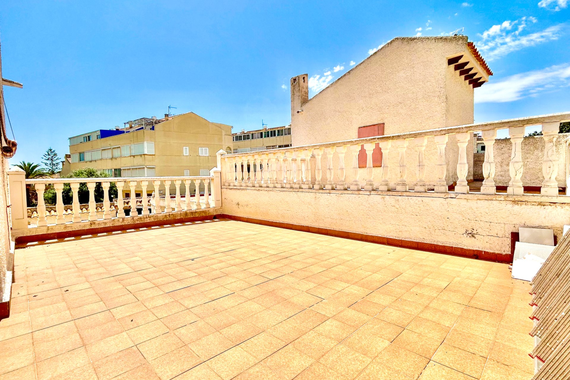 Resale - Villa -
La Zenia - Costa Blanca
