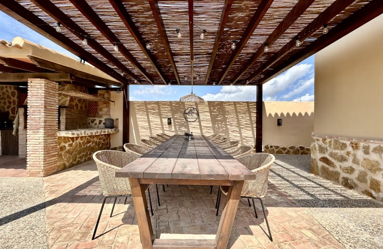 Resale - Villa -
La Zenia - Costa Blanca