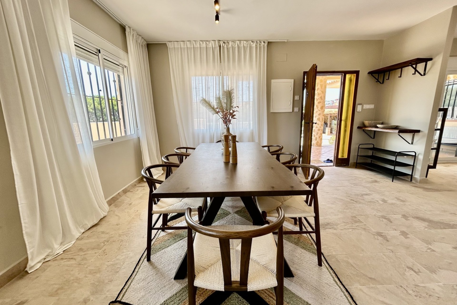 Resale - Villa -
La Zenia - Costa Blanca