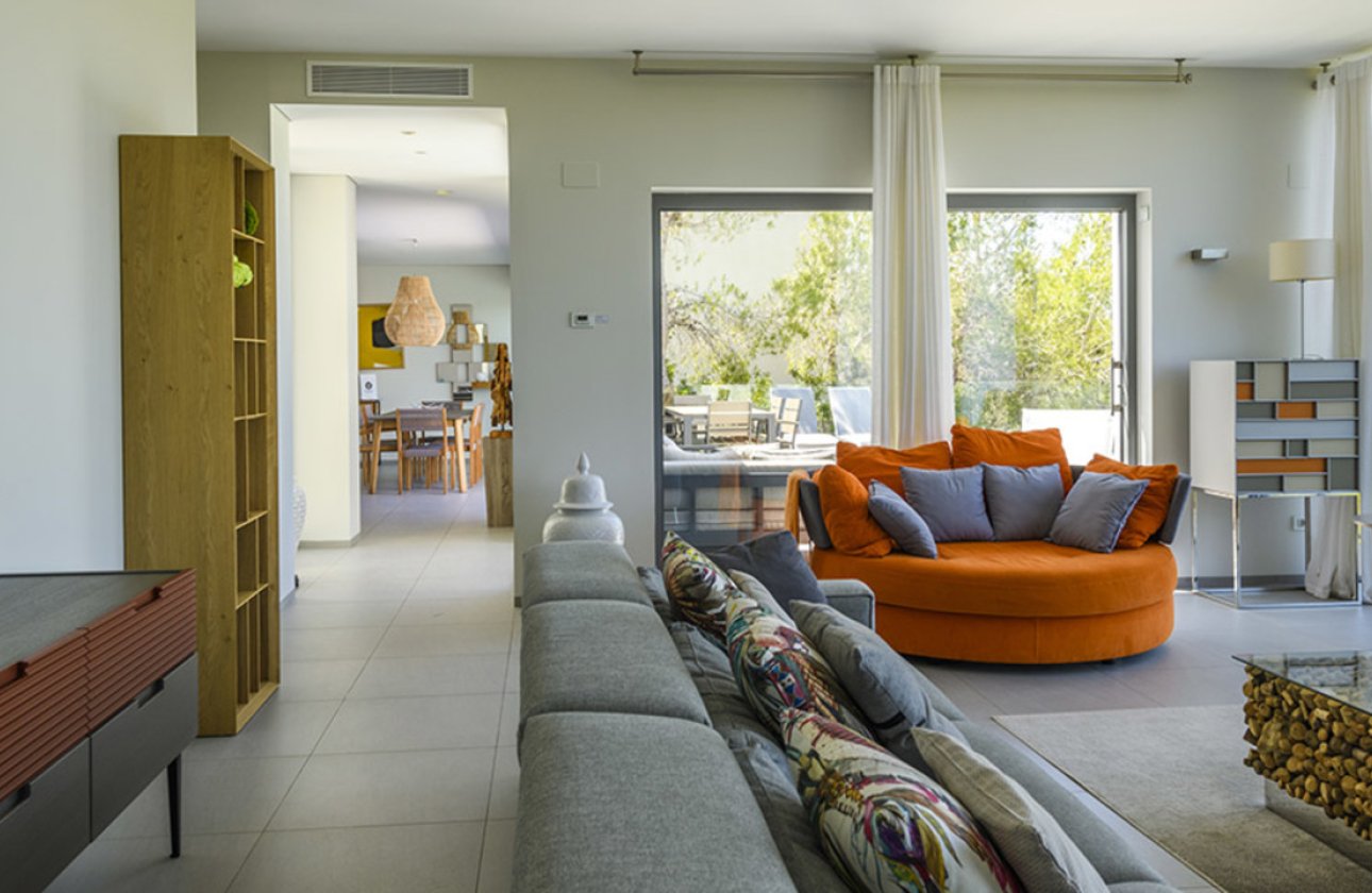 Resale - Villa -
Las Colinas Golf - Costa Blanca