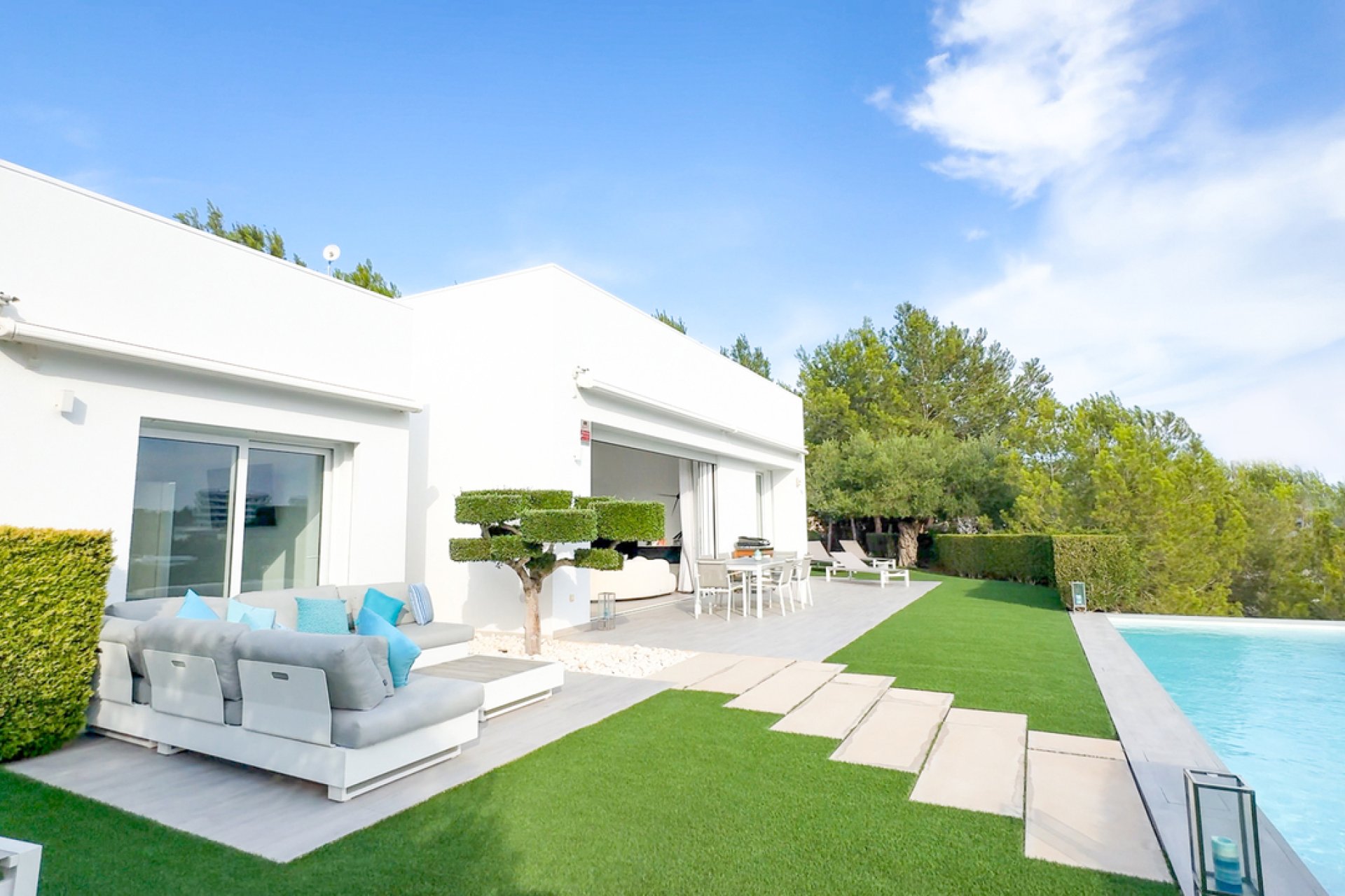 Resale - Villa -
Las Colinas Golf - Costa Blanca