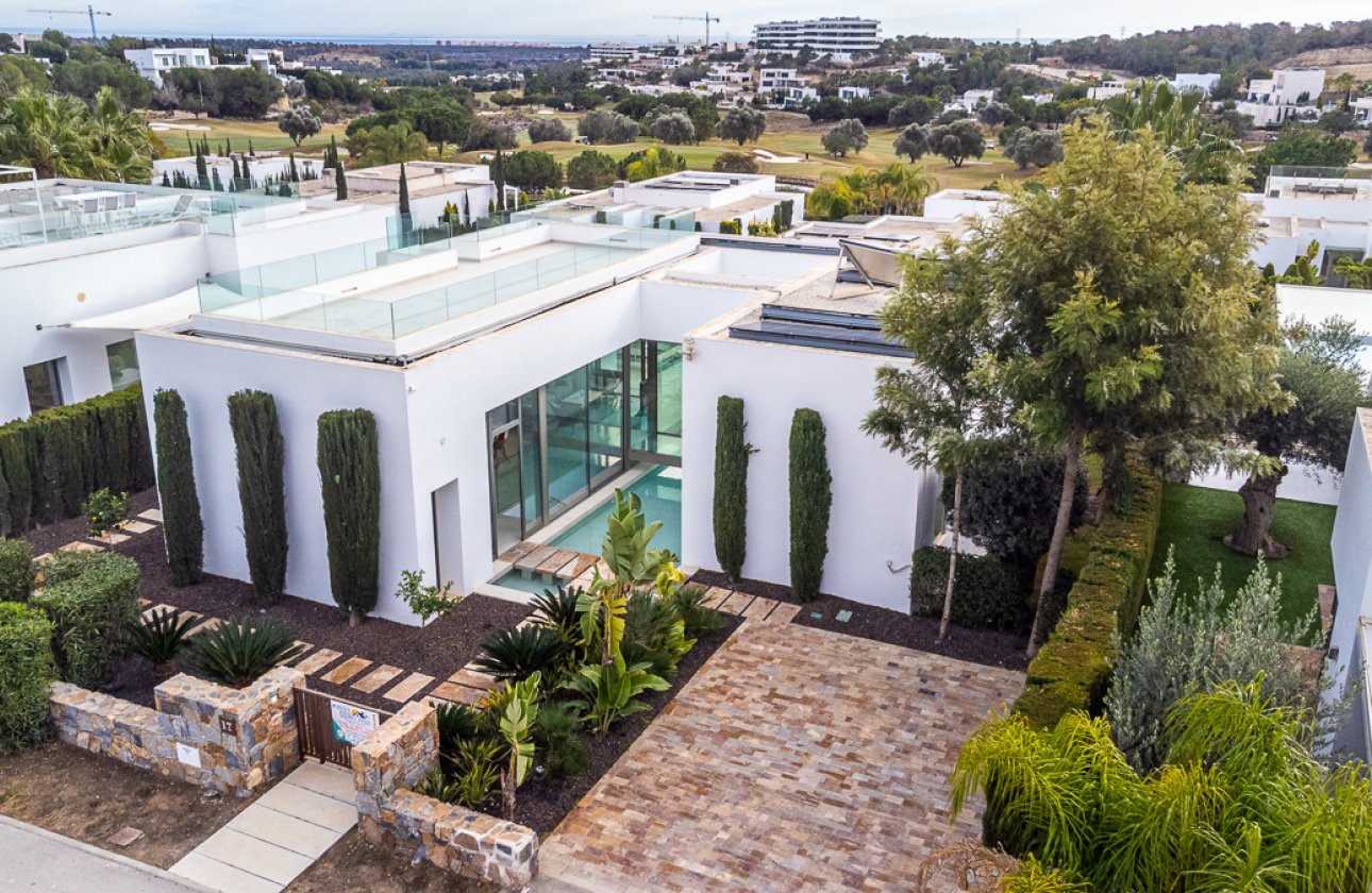 Resale - Villa -
Las Colinas Golf - Costa Blanca