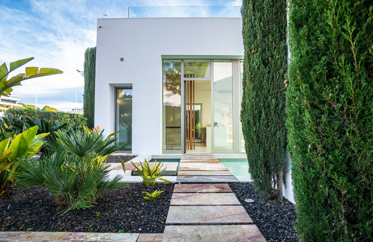 Resale - Villa -
Las Colinas Golf - Costa Blanca