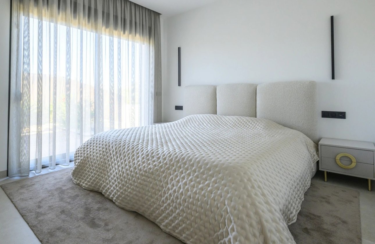 Resale - Villa -
Las Colinas Golf - Costa Blanca