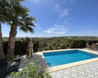 Resale - Villa -
Las Ramblas Golf - Inland