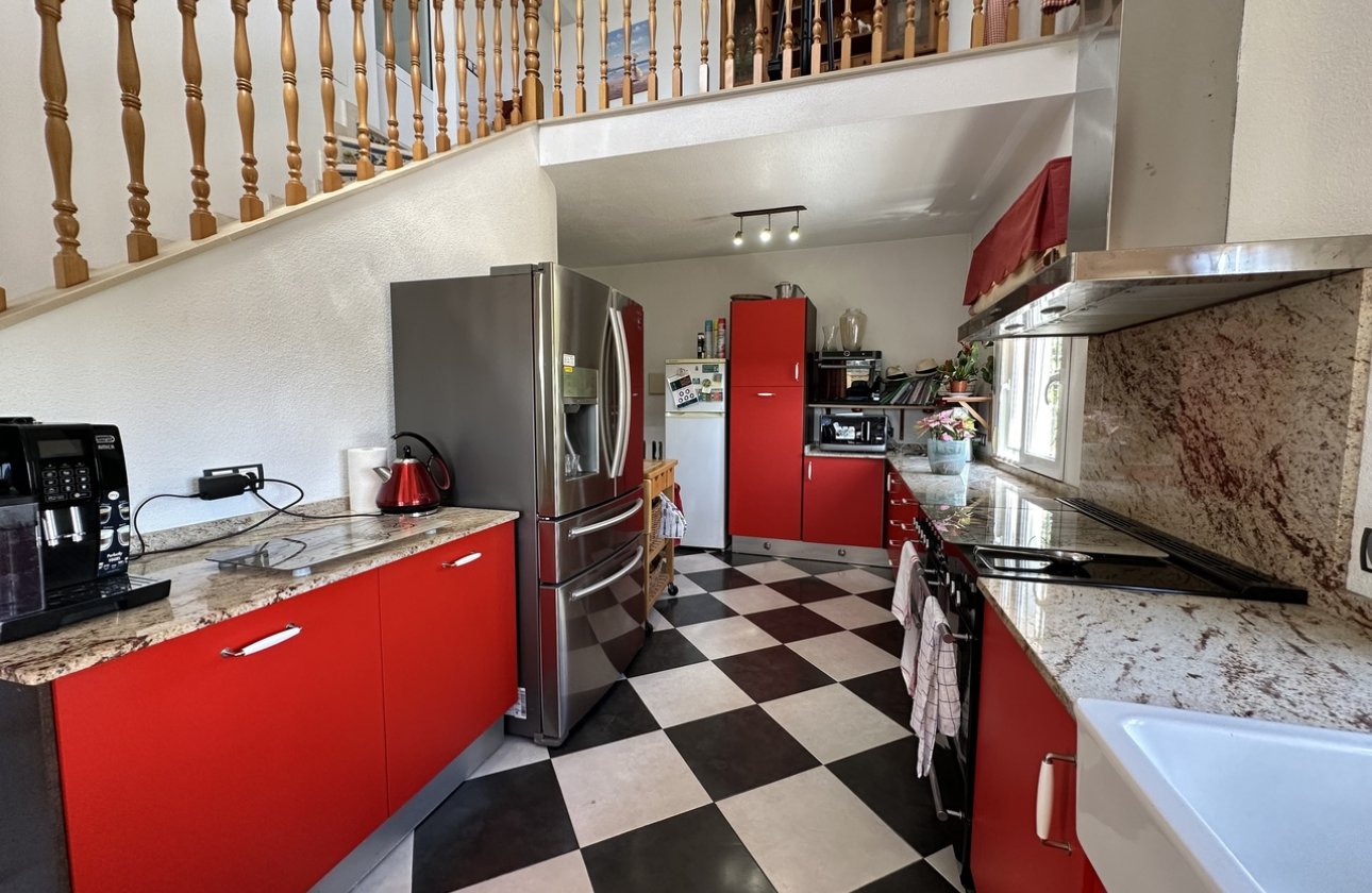 Resale - Villa -
Las Ramblas Golf - Inland