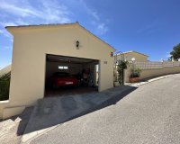Resale - Villa -
Las Ramblas Golf - Inland