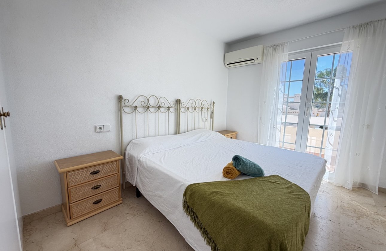 Resale - Villa -
Las Ramblas Golf - Inland