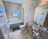 Resale - Villa -
Las Ramblas Golf - Inland
