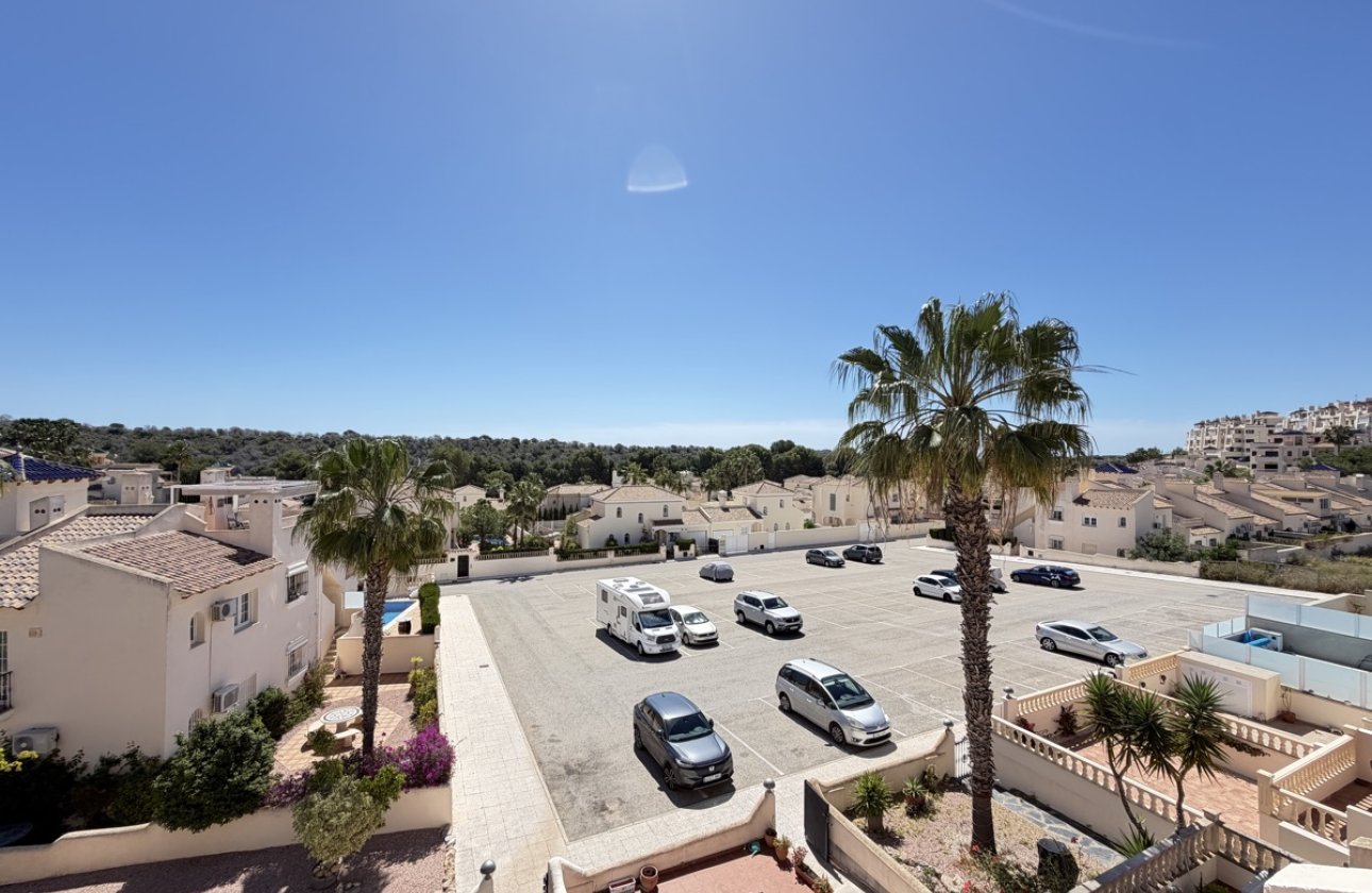 Resale - Villa -
Las Ramblas Golf - Inland