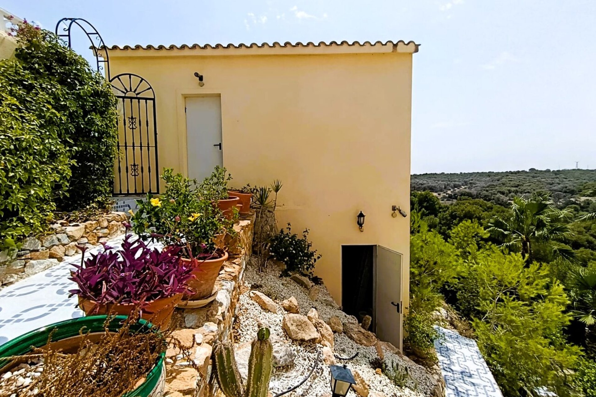 Resale - Villa -
Las Ramblas Golf - Inland
