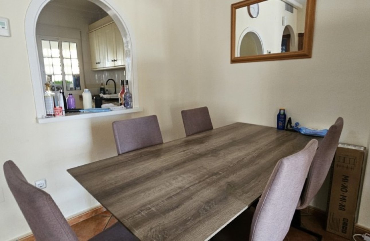 Resale - Villa -
Lo Crispin - Inland