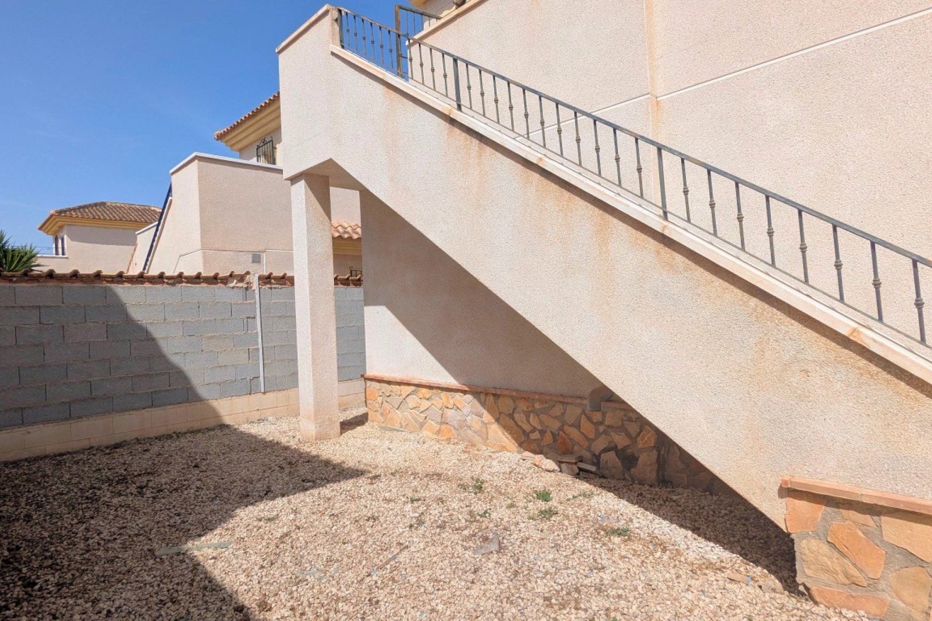 Resale - Villa -
Lo Crispin - Inland