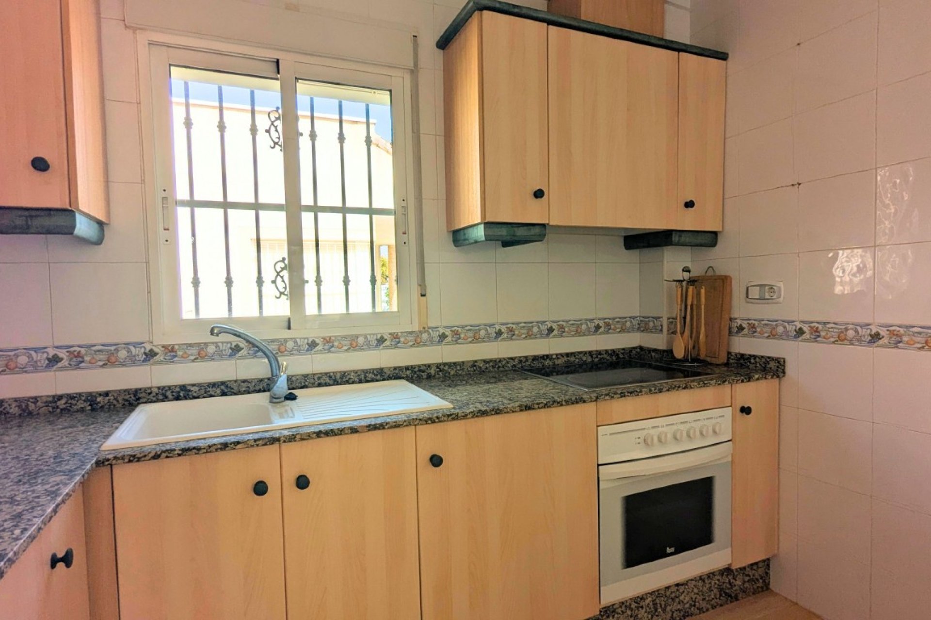 Resale - Villa -
Lo Crispin - Inland