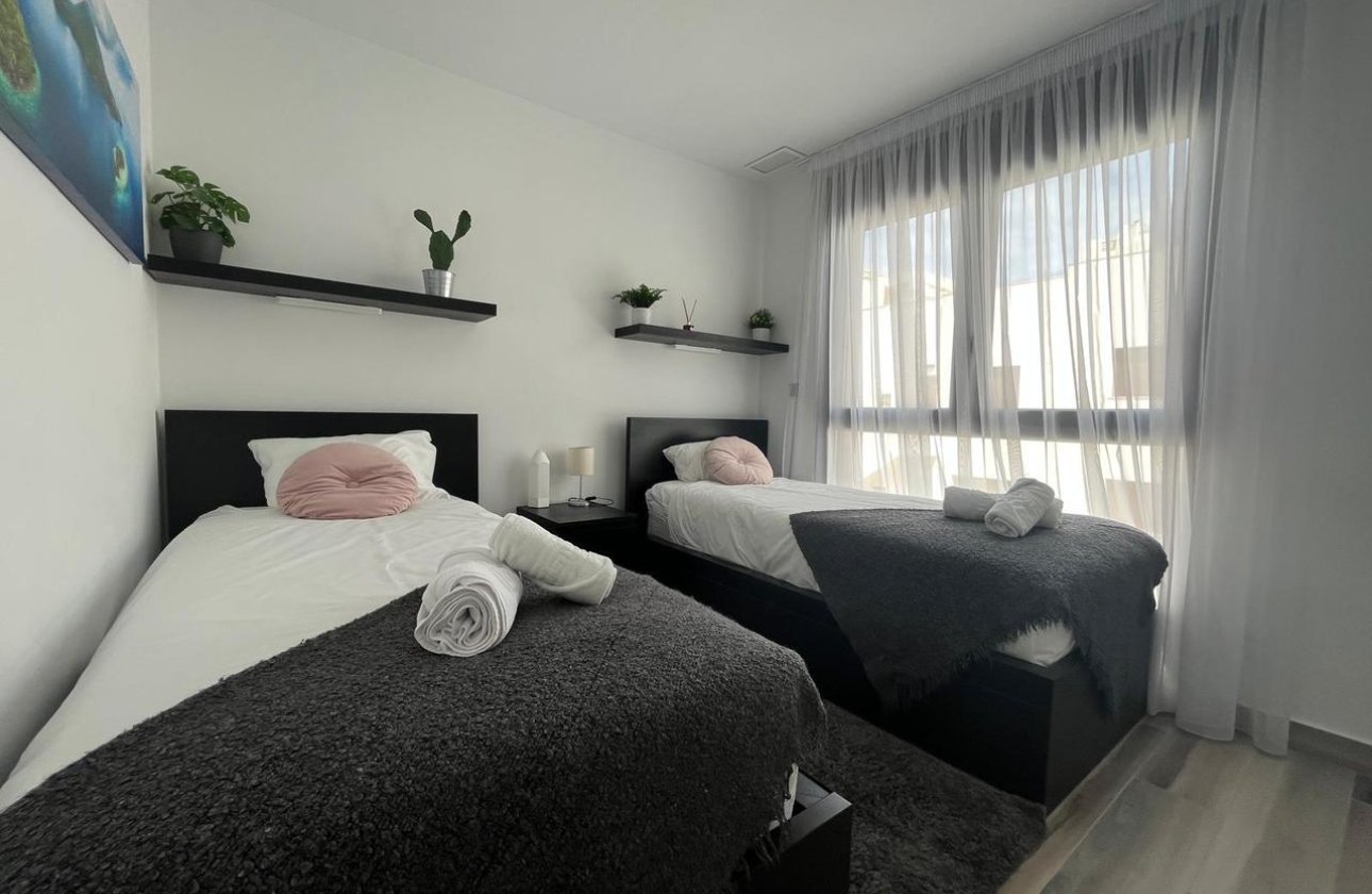 Resale - Villa -
Los Balcones - Costa Blanca