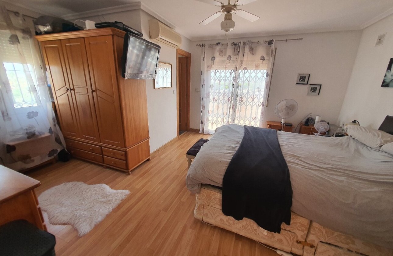 Resale - Villa -
Los Balcones - Costa Blanca