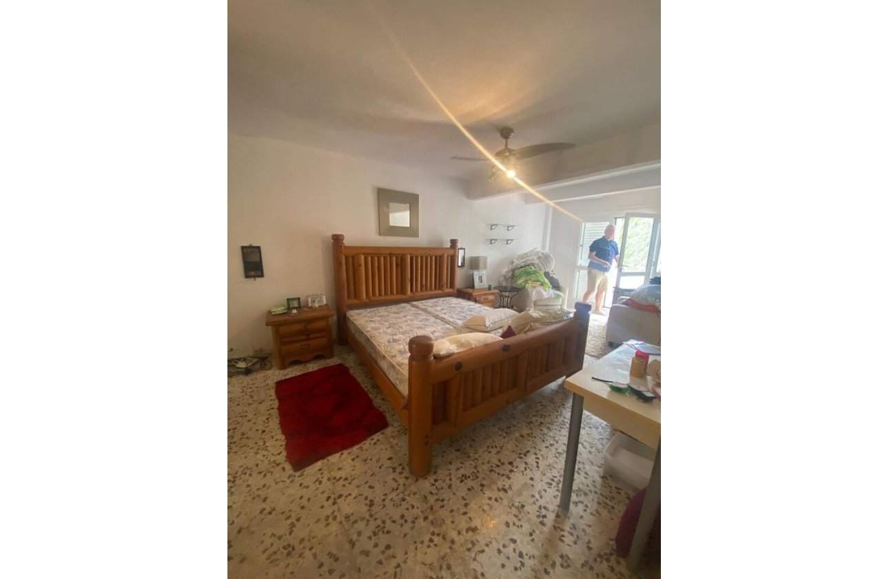 Resale - Villa -
Los Balcones - Costa Blanca