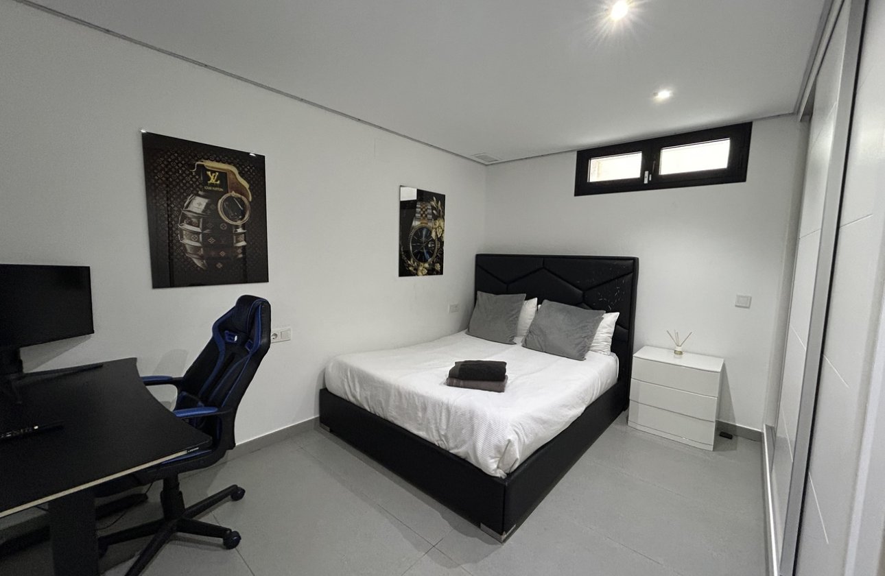 Resale - Villa -
Los Balcones - Costa Blanca