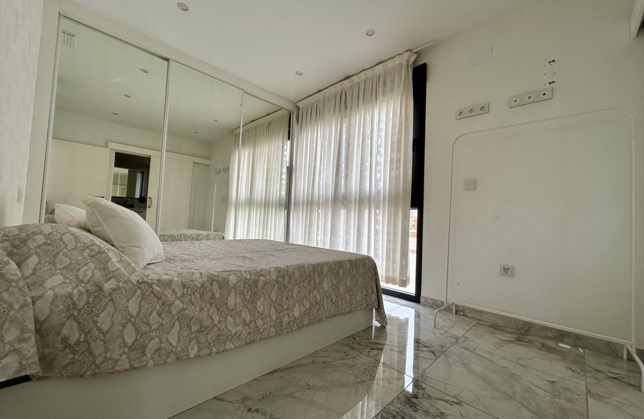 Resale - Villa -
Los Balcones - Costa Blanca