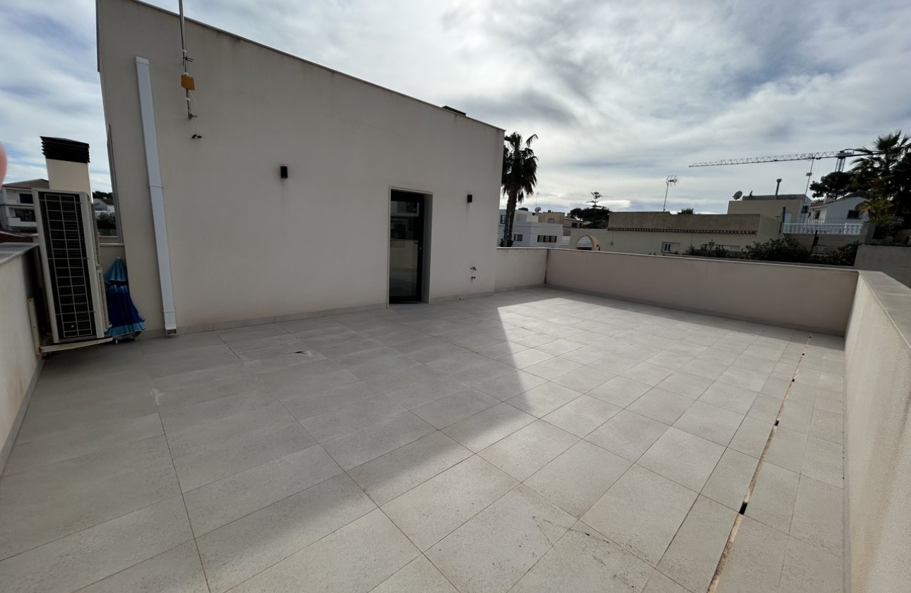 Resale - Villa -
Los Balcones - Costa Blanca