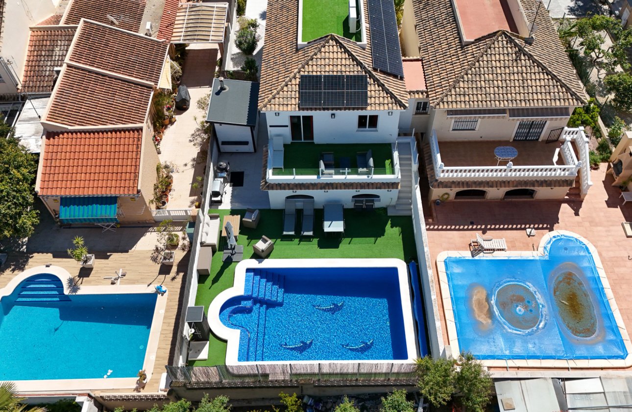 Resale - Villa -
Los Balcones - Costa Blanca